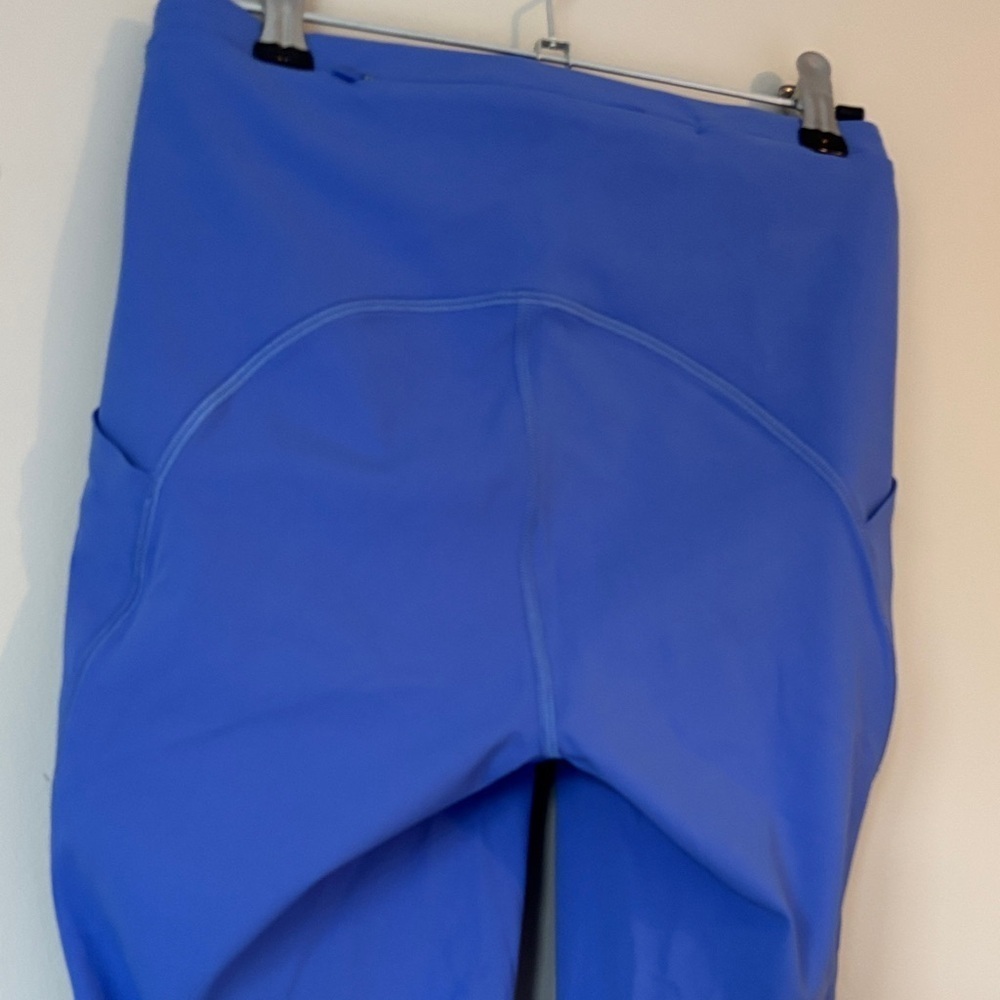Lululemon ๐ purple periwinkle leggings yoga fitness size 4 - Picture 3 of 12